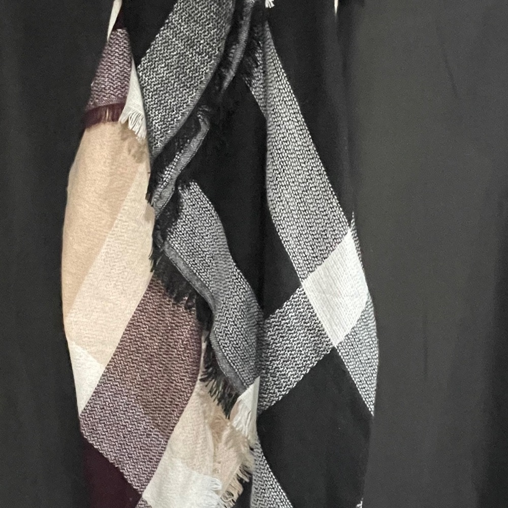 Elegant plaid and Black and White Checkered Scarf